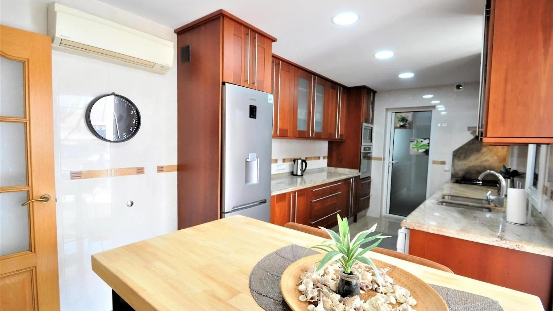 Ferienhaus Mit Privatpool Fuer 8 Personen Ca 250 Qm In Marratxi, Mallorca Palma De Mallorca Und Umgebung 0*,
